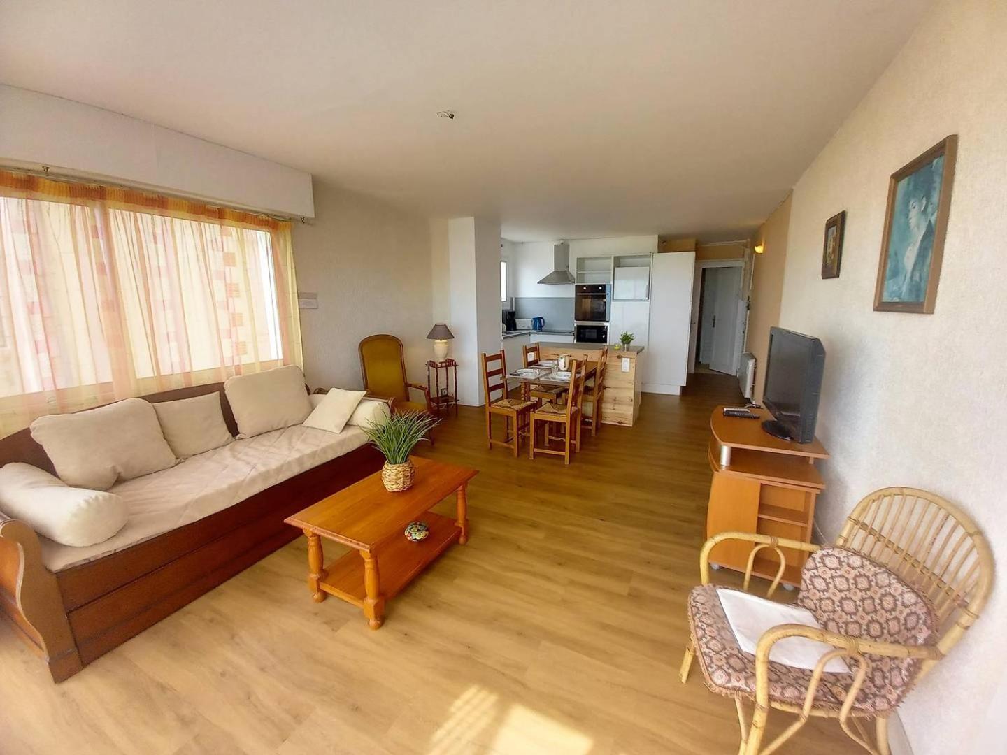 Royan - Vue Mer Pour Cet Appartement Face A La Plage - Grande Conche Exterior foto